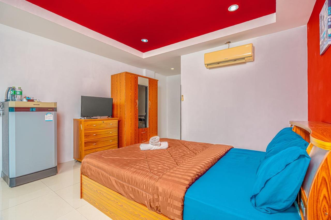 Nice To Meat You Rooms Patong Luaran gambar