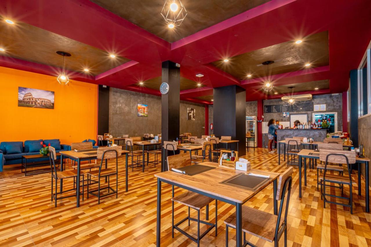 Nice To Meat You Rooms Patong Luaran gambar