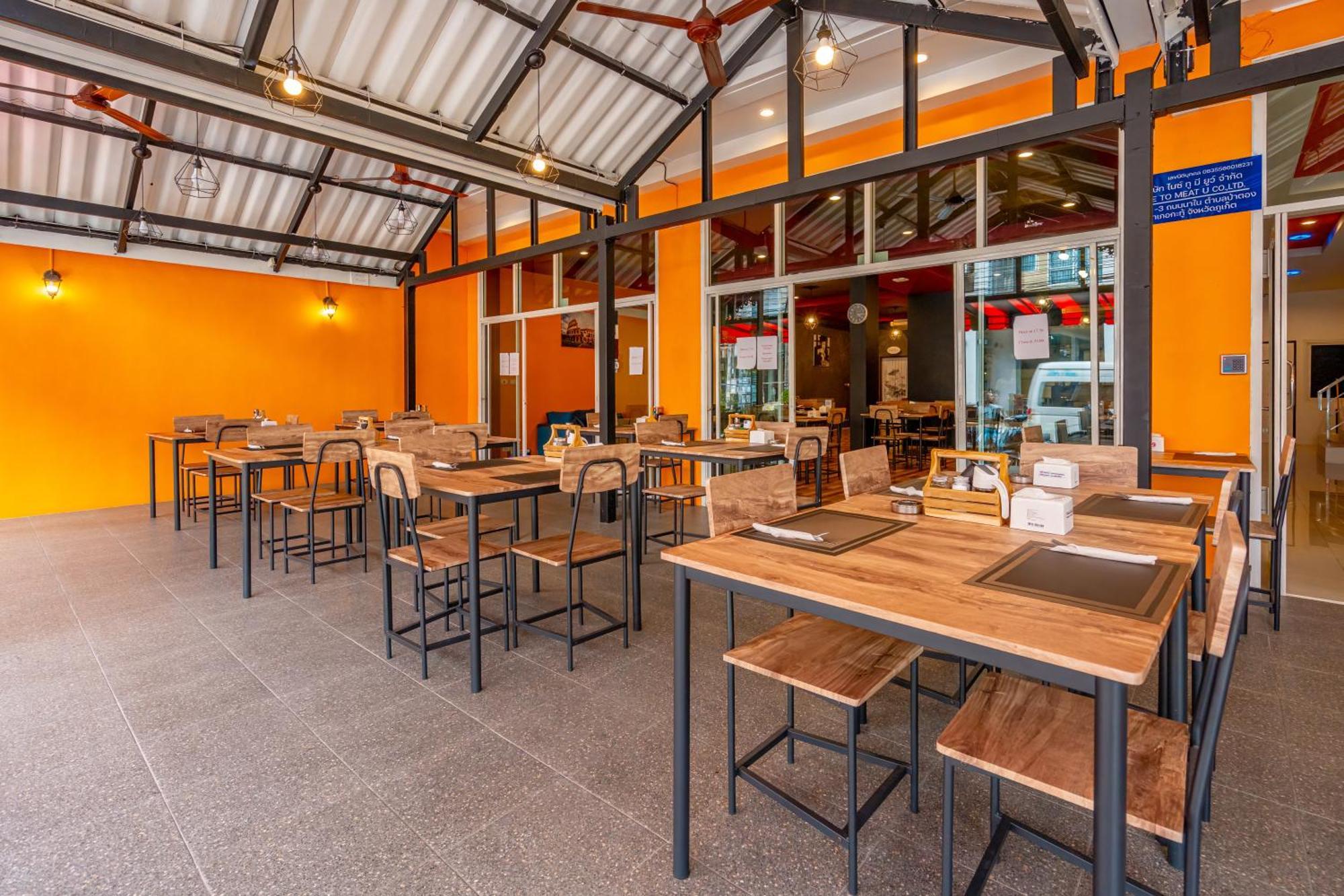 Nice To Meat You Rooms Patong Luaran gambar