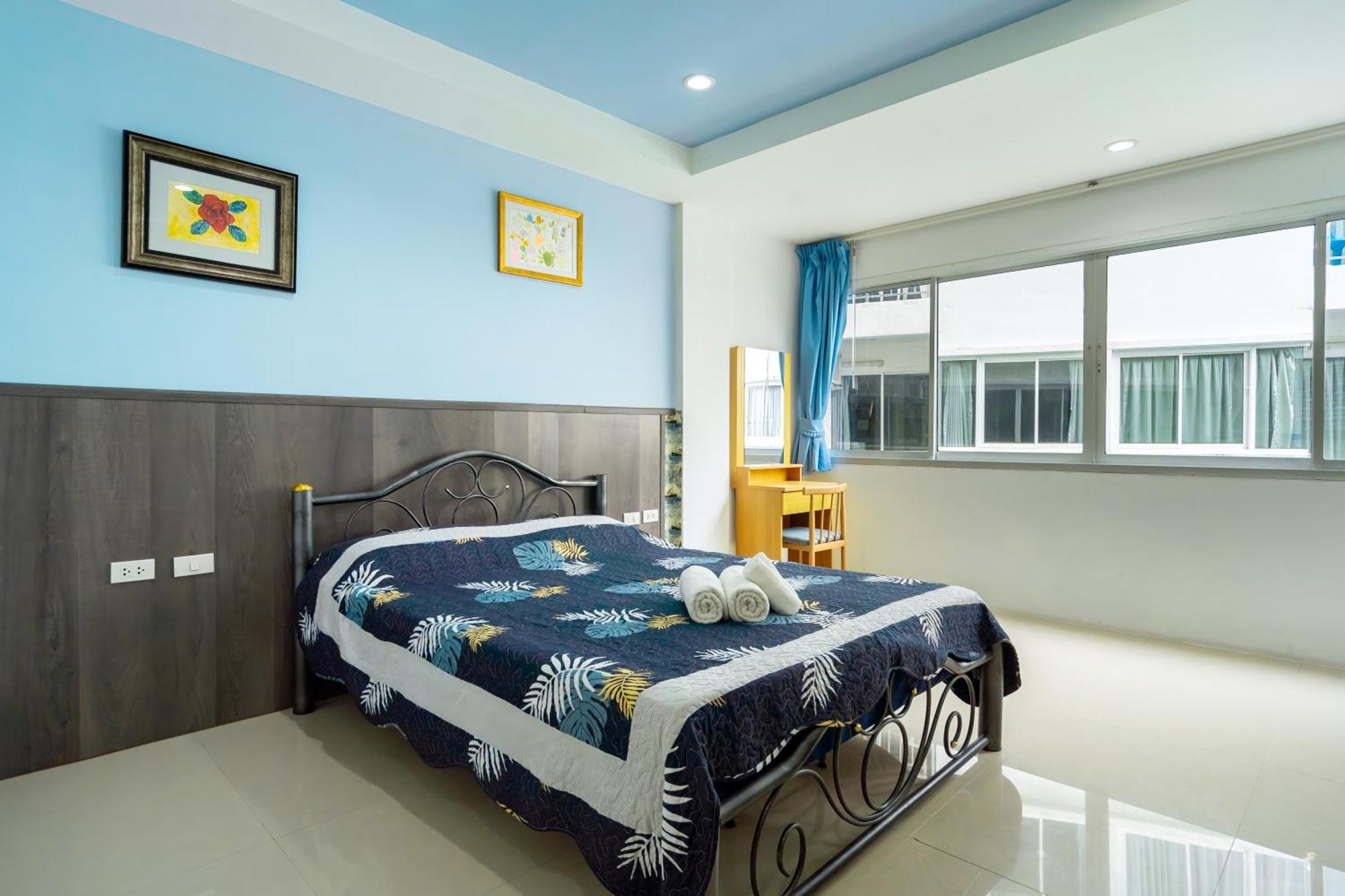 Nice To Meat You Rooms Patong Luaran gambar