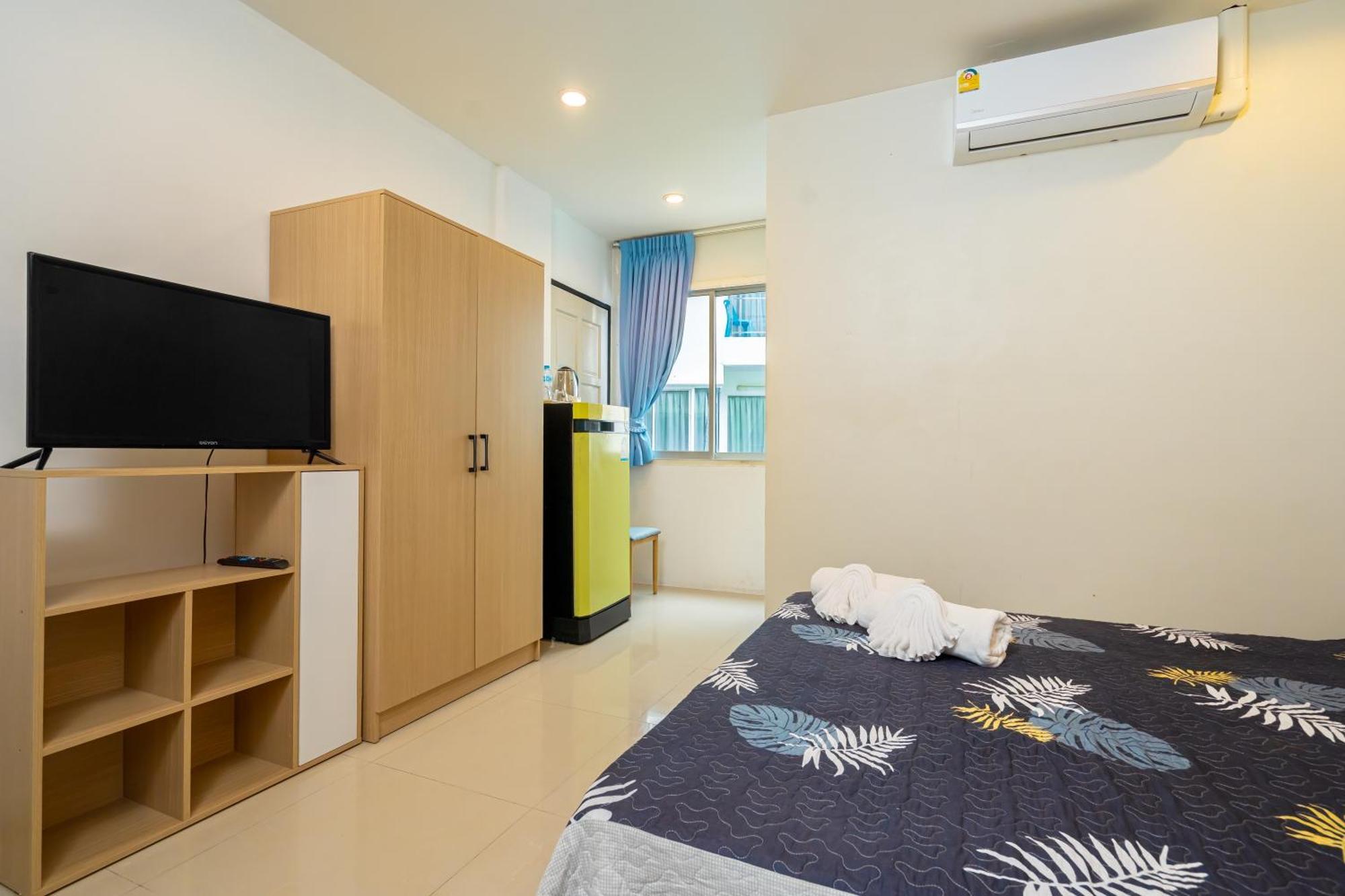 Nice To Meat You Rooms Patong Luaran gambar